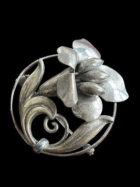 Vintage BB Bennett And Bradford Sterling Silver 925 Art Deco Flower Brooch Pin